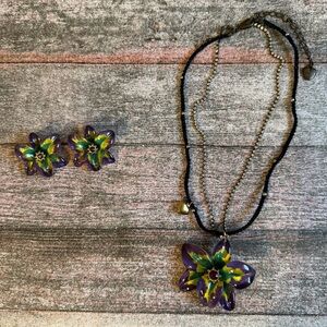Y2K Betsey Johnson Tropical Flower Necklace & Earring Set